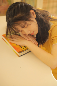 让村子里的精灵怀孕1